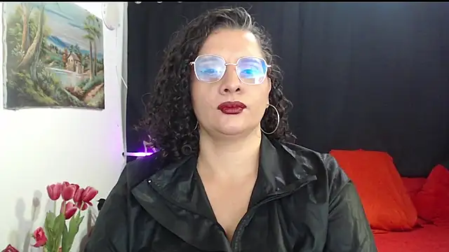 Aleja Gonzales online show from 05/09/26, 05:22