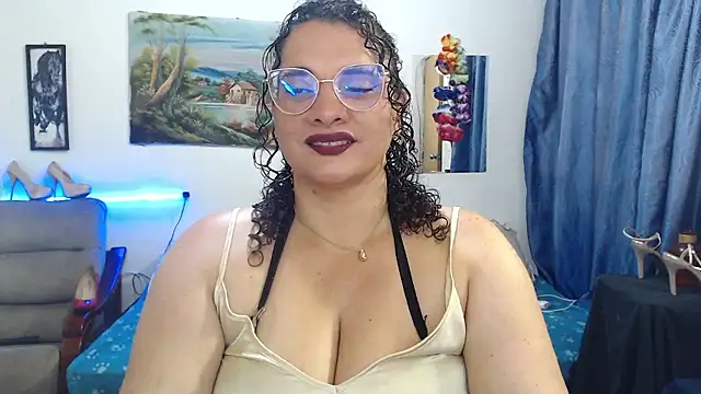 Aleja Gonzales online show from 01/13/26, 08:24