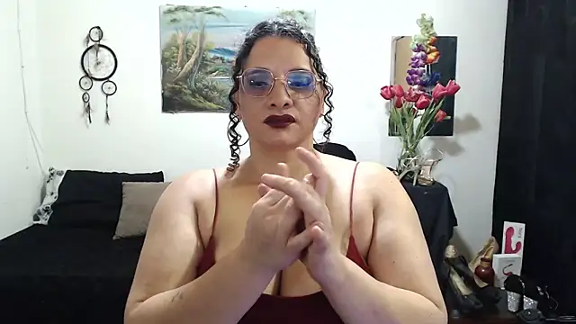 Aleja Gonzales online show from 11/15/25, 12:58