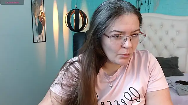 MsJossie online show from 04/17/26, 03:31