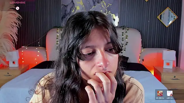 Agathaargent  online show from 02/08/26, 11:52