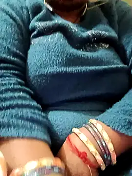 Shoni   online show from 12/17/25, 02:11