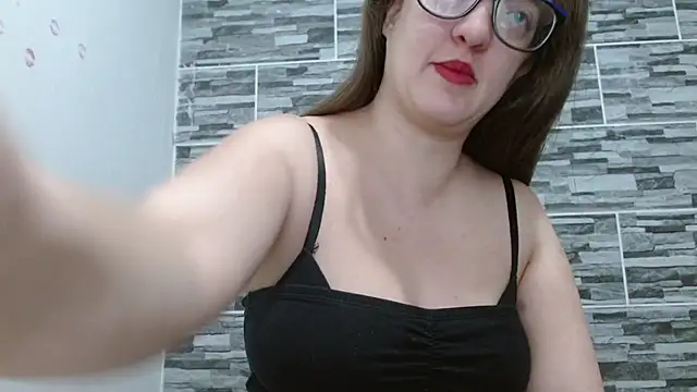 Venus Santana online show from 02/06/26, 05:20