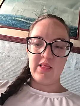 Venus Santana online show from 11/10/25, 05:18