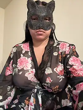 Snapshot of Blzsugar chatting on 11/08/25, 03:10 Blzsugar online show from 11/08/25, 03:10