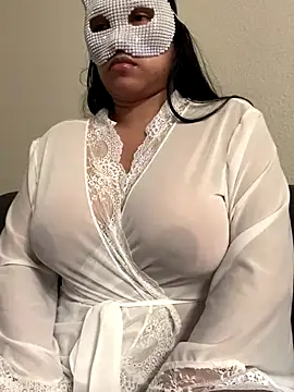 Snapshot of Blzsugar chatting on 11/07/25, 04:28 Blzsugar online show from 11/07/25, 04:28