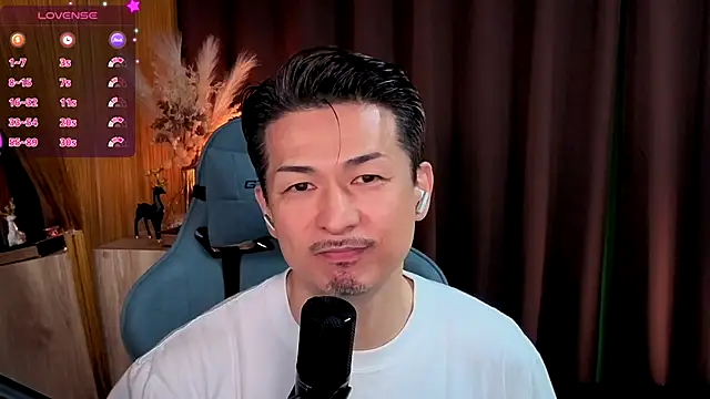 HARU-outdoor-x online show from 11/02/25, 02:22