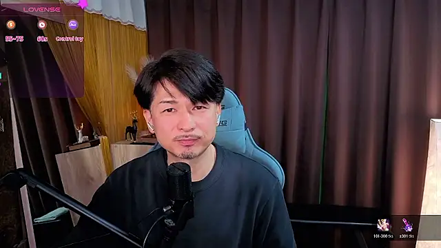 HARU-outdoor-x online show from 11/30/25, 02:18