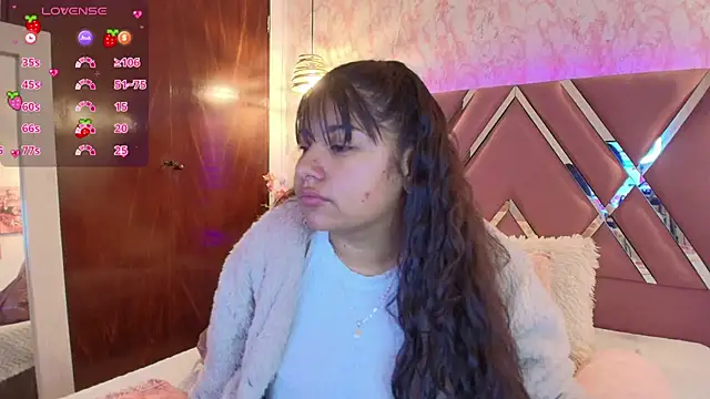 Snapshot of Miaa_Smiith1 chatting on 01/28/25, 12:11 Miaa Smiith1 online show from 01/28/25, 12:11