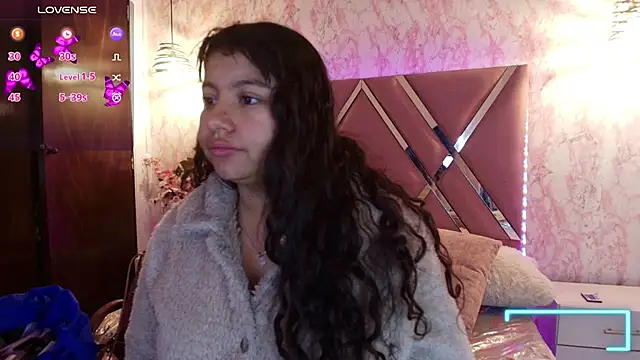 Snapshot of Miaa_Smiith1 chatting on 03/10/25, 12:17 Miaa Smiith1 online show from 03/10/25, 12:17