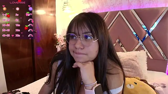 Snapshot of Miaa_Smiith1 chatting on 01/31/25, 02:37 Miaa Smiith1 online show from 01/31/25, 02:37