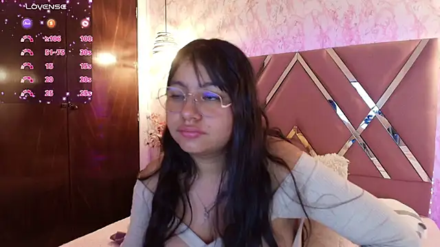 Snapshot of Miaa_Smiith1 chatting on 02/15/25, 12:11 Miaa Smiith1 online show from 02/15/25, 12:11