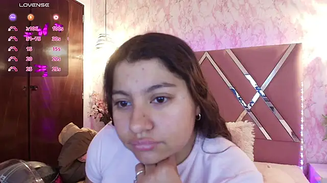 Snapshot of Miaa_Smiith1 chatting on 03/07/25, 12:12 Miaa Smiith1 online show from 03/07/25, 12:12