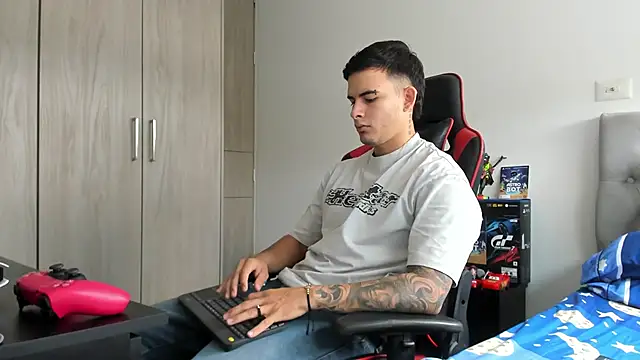 jacob firexx online show from 10/20/25, 03:01