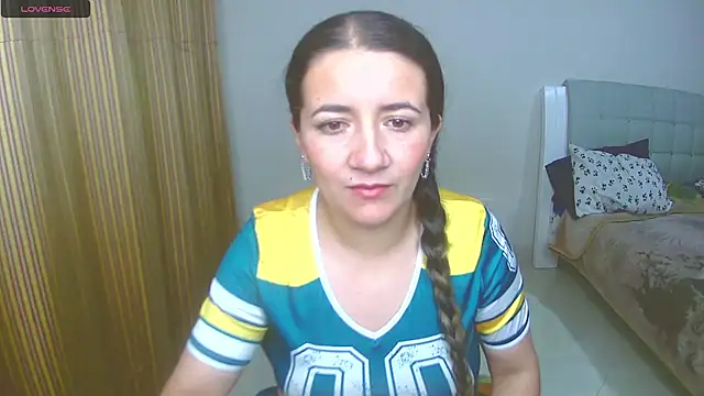 Dayanna Smitt online show from 01/06/25, 12:48