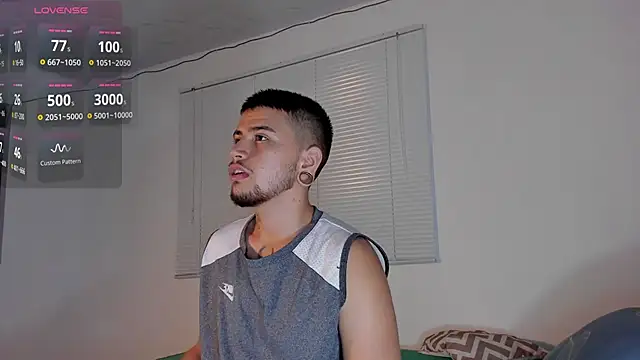 Snapshot of ftmphilip_ chatting on 11/29/25, 12:00 ftmphilip online show from 11/29/25, 12:00