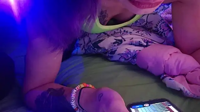 watermellonpussy online show from 04/12/26, 01:58