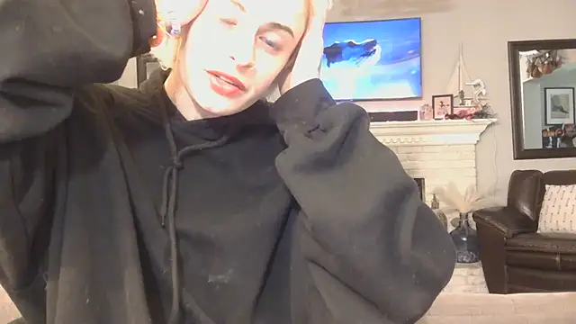 Snapshot of watermellonpussy chatting on 11/11/25, 08:53 watermellonpussy online show from 11/11/25, 08:53