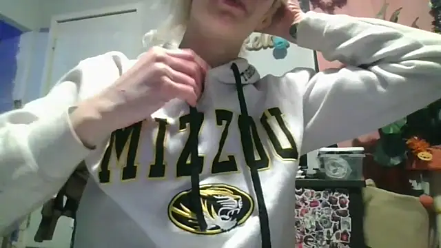 watermellonpussy online show from 02/24/26, 05:52