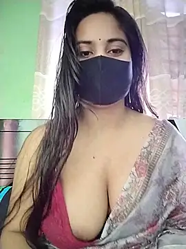 Snapshot of SimaRoy- chatting on 07/17/26, 03:04 SimaRoy- online show from 07/17/26, 03:04