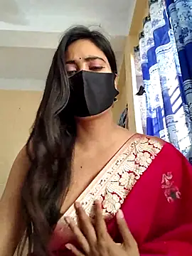 Snapshot of SimaRoy- chatting on 03/15/25, 08:15 SimaRoy- online show from 03/15/25, 08:15