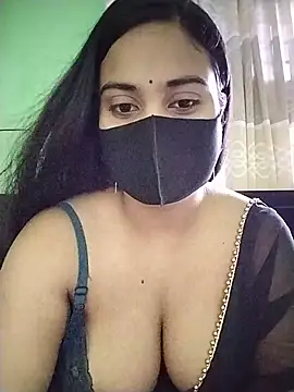 Snapshot of SimaRoy- chatting on 06/16/26, 01:05 SimaRoy- online show from 06/16/26, 01:05