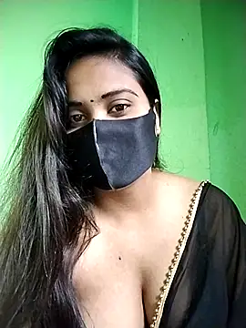 Snapshot of SimaRoy- chatting on 05/07/26, 01:10 SimaRoy- online show from 05/07/26, 01:10