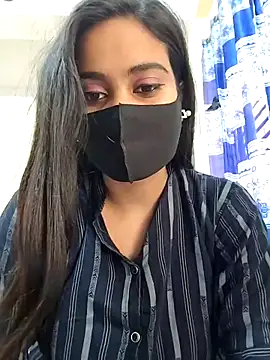 Snapshot of SimaRoy- chatting on 02/26/25, 01:46 SimaRoy- online show from 02/26/25, 01:46
