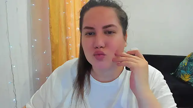  madalexa  online show from 02/02/26, 01:10