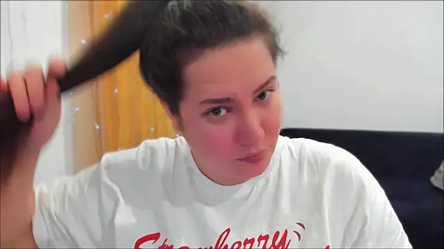  madalexa  online show from 04/19/26, 04:19