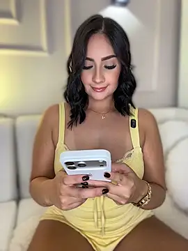 GabriellaFerrer online show from 05/30/26, 01:34