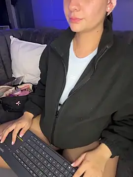 GabriellaFerrer online show from 12/03/25, 10:47