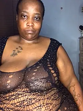 Snapshot of sotho_ssbbw chatting on 02/05/26, 12:17 sotho ssbbw online show from 02/05/26, 12:17