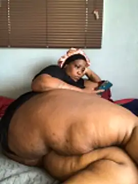 sotho ssbbw online show from 12/16/25, 11:36