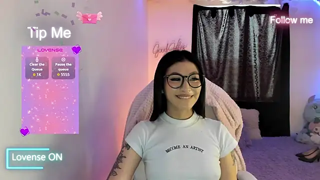 Snapshot of Sofia_thomson1_t chatting on 09/20/25, 11:48 Sofia thomson1 t online show from 09/20/25, 11:48