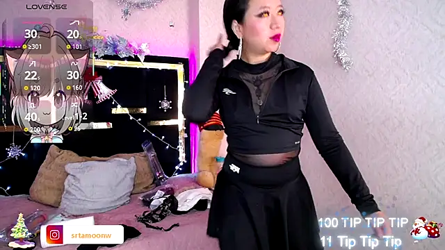 Moon Water   online show from 12/04/25, 10:47