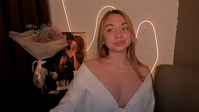 DanielaWisse online show from 12/29/24, 10:03