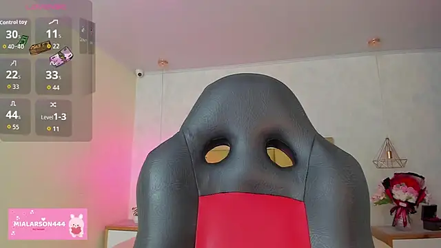 LARSONMIA online show from 02/26/26, 12:27