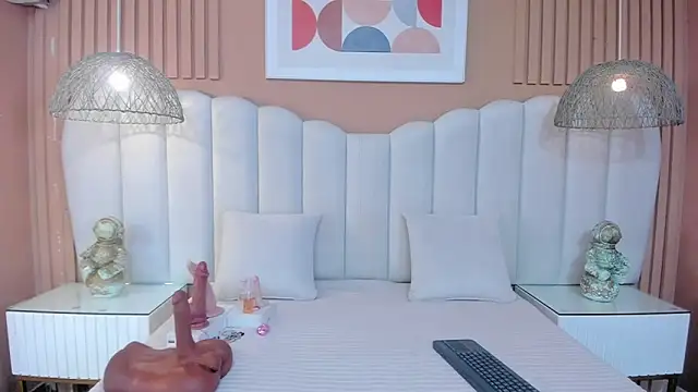 Sara Vanegas online show from 03/04/26, 11:51