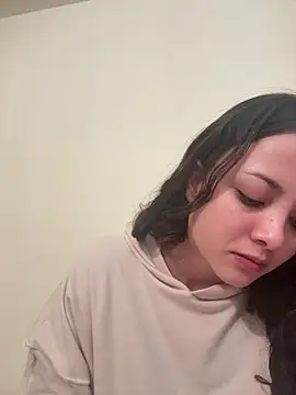 Megan Rodrigo online show from 04/10/26, 12:34