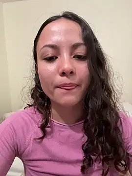 Megan Rodrigo online show from 04/28/26, 02:21