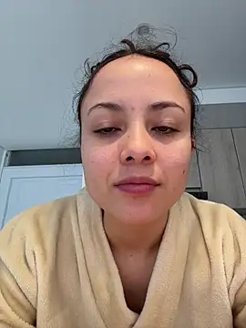 Megan Rodrigo online show from 06/02/26, 12:49