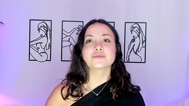 Megan Rodrigo online show from 10/05/25, 07:04