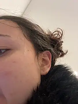 Megan Rodrigo online show from 06/17/26, 05:18