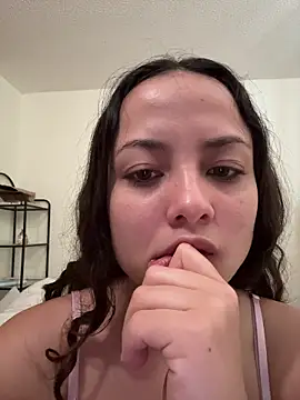 Megan Rodrigo online show from 04/16/26, 01:01