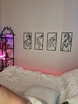 Megan Rodrigo online show from 09/26/25, 09:32