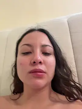 Megan Rodrigo online show from 02/09/26, 01:42