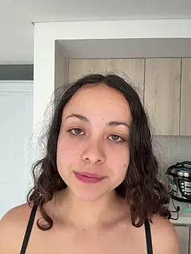 Megan Rodrigo online show from 05/21/26, 01:52