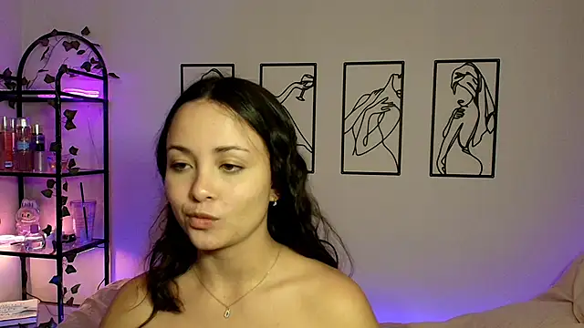 Megan Rodrigo online show from 10/10/25, 07:15