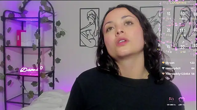 Megan Rodrigo online show from 03/17/25, 10:19